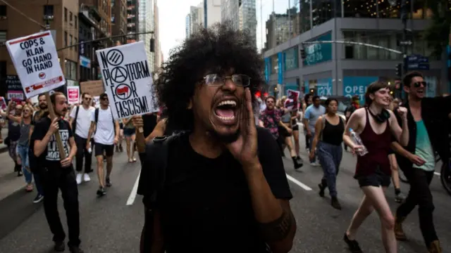 протести щодо подій у Шарлотсвіллі