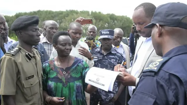 Abo mu miryango y'abishwe bemeza ko bahawe imirambo yabo