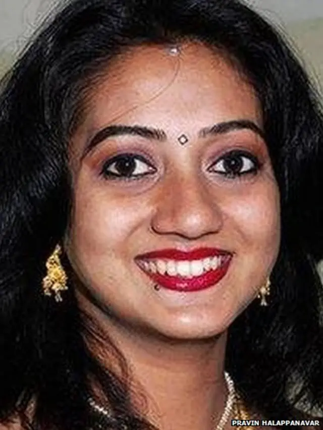 सविता हलप्पनावार