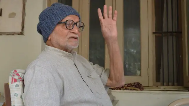 ભાવનગરના જૂના નિવાસસ્થાને મહેન્દ્ર મેઘાણી