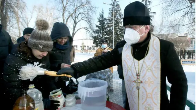 як правильно вітатись на водохреще