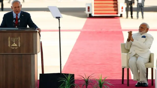 नरेन्द्र मोदी