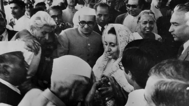 इंदिरा गांधी