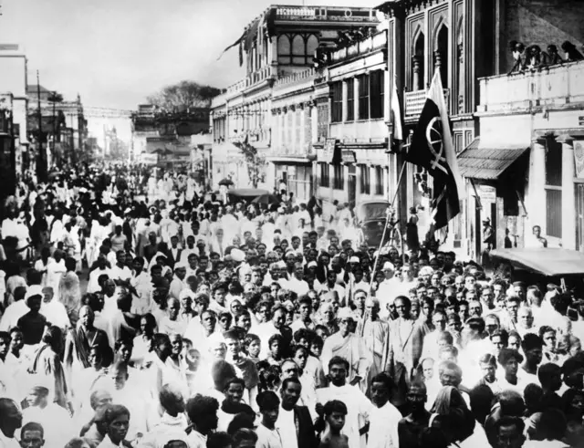 પ્રતીકાત્મક તસવીર