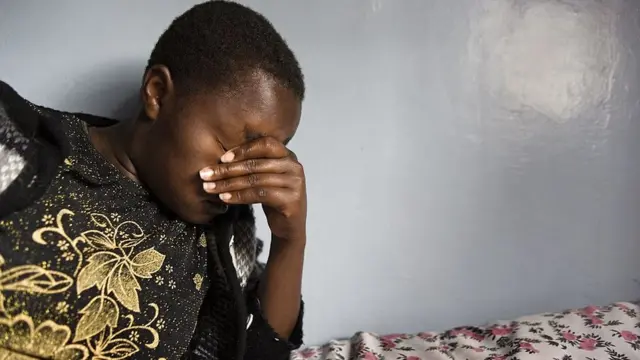 Nwaanyị na-ebe akwa