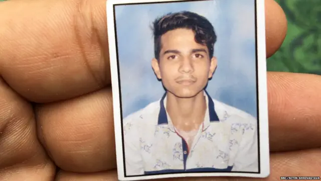 अलीगढ़ पुलिस एनकाउंटर