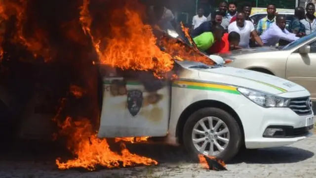 Ụgbọala ndị uweojii na-agba ọkụ