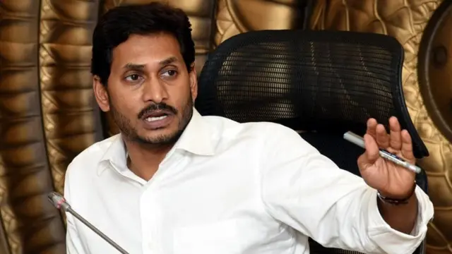 వైఎస్ జగన్