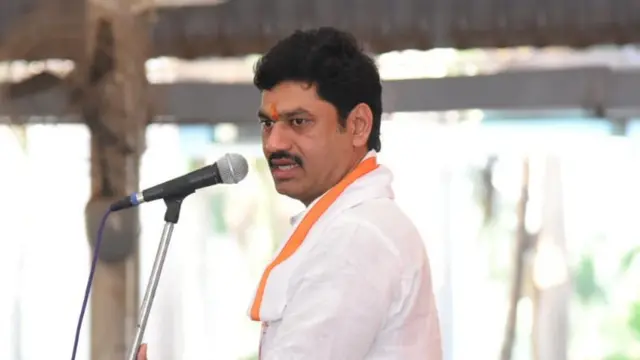 धनंजय मुंॆडे