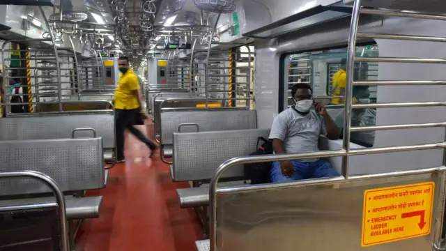 कोरोना मुंबई