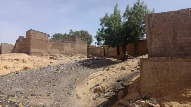 Yadda zaizayar kasa ta lalata hanyar shiga gidaje a Unguwar Gayawa
