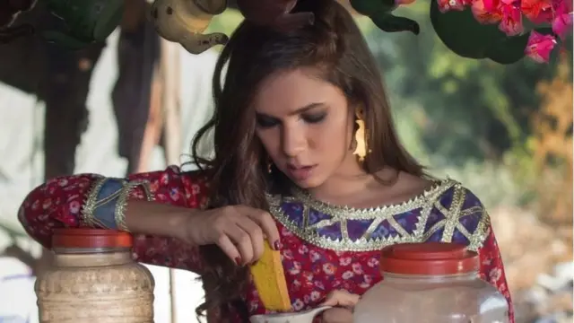 Sirendypitea, पाकिस्तान फ़ैशन उद्योग