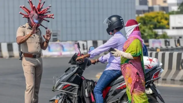 தமிழ்நாட்டில் கொரோனா பொது முடக்கம்