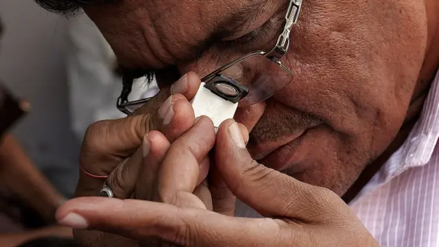 રત્નકલાકાર