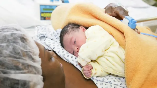 Daa'ima reefu dhalattuufi haadha ishee