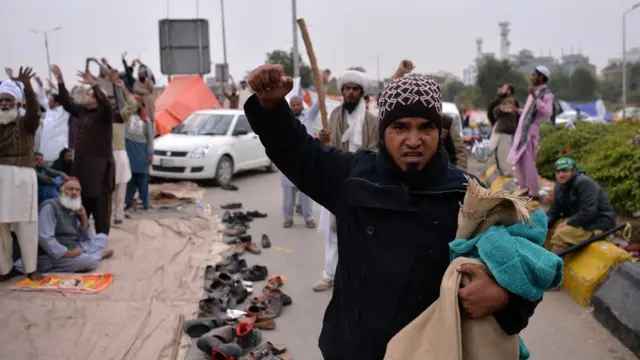 पाकिस्तान में झड़प