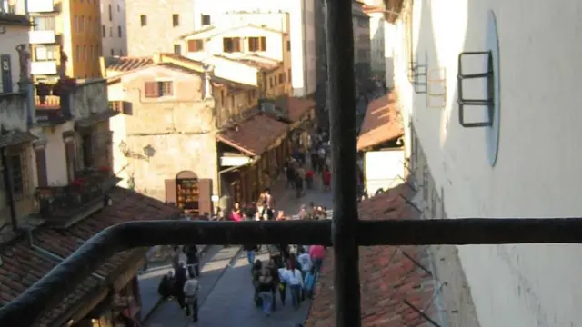 Коридор Вазарі