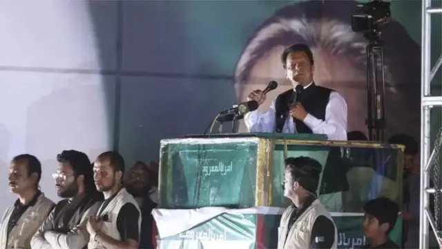 इमरान ख़ान