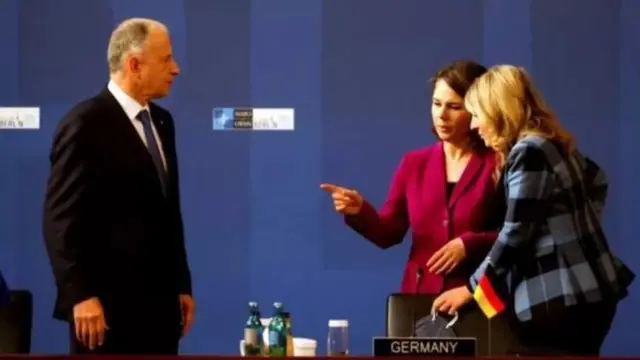 પ્રતીકાત્મક તસવીર