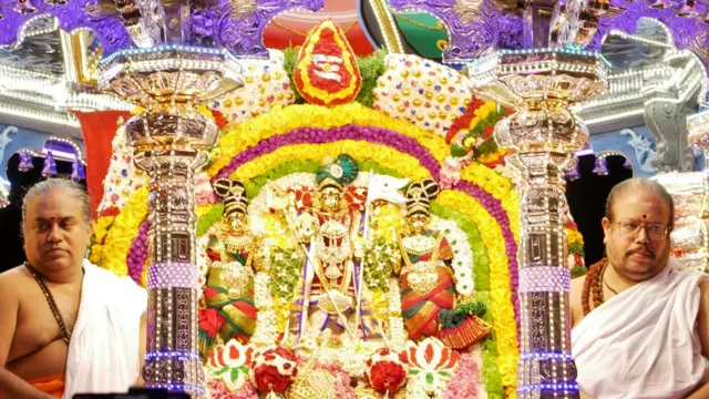 மலேசியாவில் தைப்பூச திருவிழா: கொரோனா அச்சத்தையும் மீறி குவிந்த பக்தர்கள்