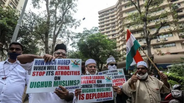 Uygurların haklarıyla ilgili bir protesto gösterisi