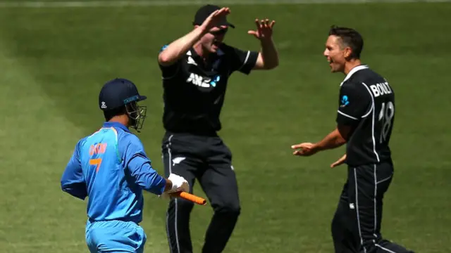 INDvsNZ, Matt Henry, Shikhar Dhawan, Vijay Shankar, Shubman Gill, Trent Boult