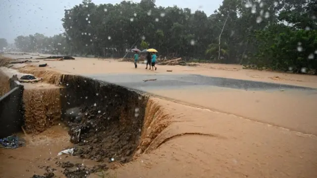 Carretera inundada en Honduras