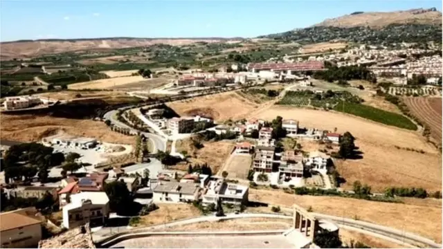 इटलीत स्वस्तात घर