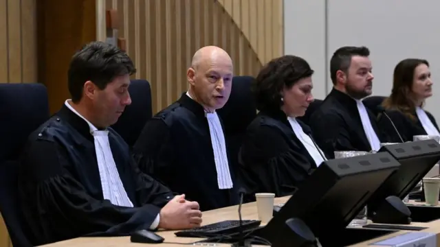 суд в гаазі