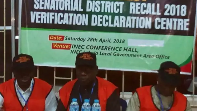 Àwọn òṣìṣẹ́ àjọ INEC