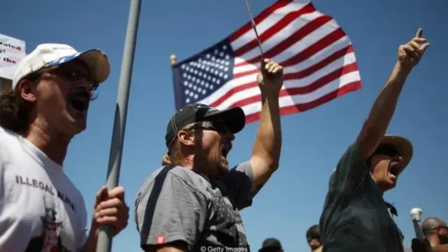 कैसे कुछ लोगों के विचार एक देश का भविष्य तय कर रहे हैं