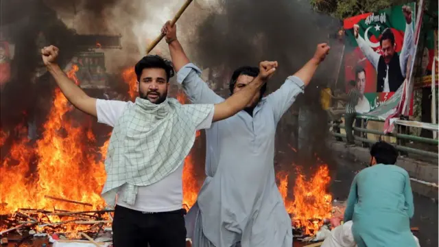 इमरान ख़ान के समर्थक