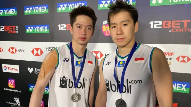 Kevin/Macus adalah juara All England 2017 dan 2018. Di turnamen 2019, mereka harus puas sebagai runner up.