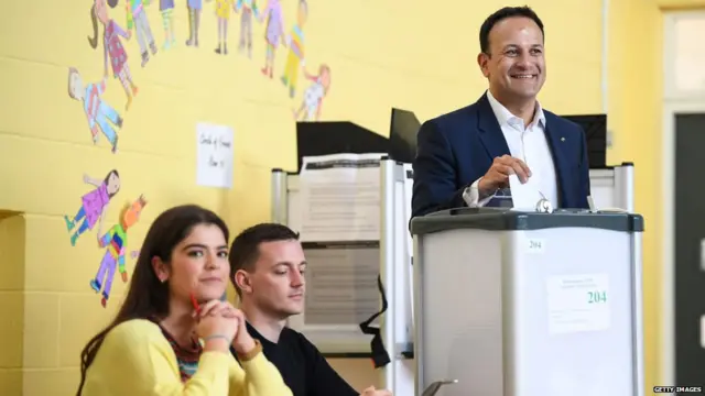 आयर्लंडचे पंतप्रधान लिओ वराडकर