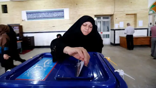 رئیس جمهوری ایران چگونه انتخاب می‌شود؟