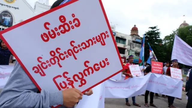 အေအေအဖွဲ့က ဖမ်းဆီးခံရတဲ့ ချင်းတိုင်းရင်းသားတွေအမြန်ပြန်လွှတ်ရေး ၂၀၁၉ ဇူလိုင် ၁၃ ရက်နေ့က ဆန္ဒပြထုတ်ဖော်ခဲ့ကြ