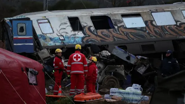 Ekipe Hitne pomoći na mestu nesreće