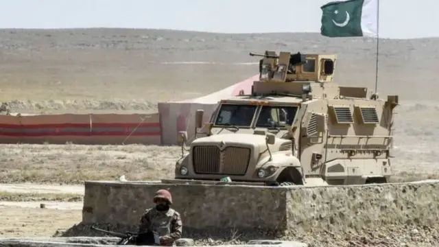 پاکستان حکومت او تحریک طالبان پاکستان د یوې میاشتې لپاره اوربند اعلان کړی.