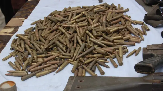 Mgbọ egbe dị icheiche so na ngwaagha ndị akpachiri