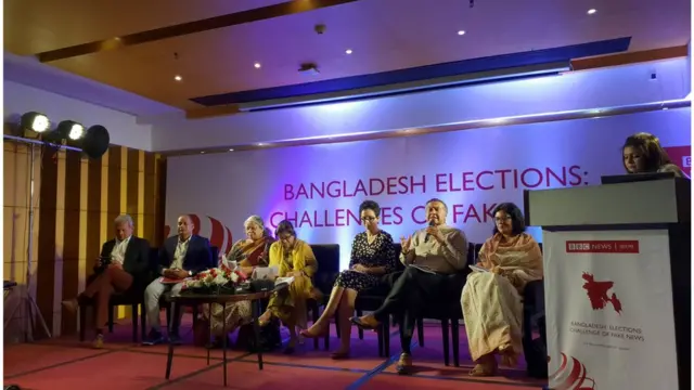 "বাংলাদেশের নির্বাচনে ভুয়া খবর প্রতিরোধের চ্যালেঞ্জ" শীর্ষক সেমিনারের প্যানেল সদস্যরা।