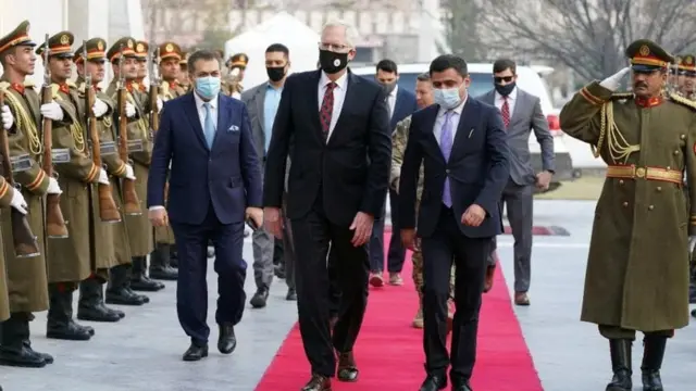 کریستوفر میلر، سرپرست وزارت دفاع ایالات متحدۀ امریکا در رأس یک هیات عالی رتبۀ به کابل رفت