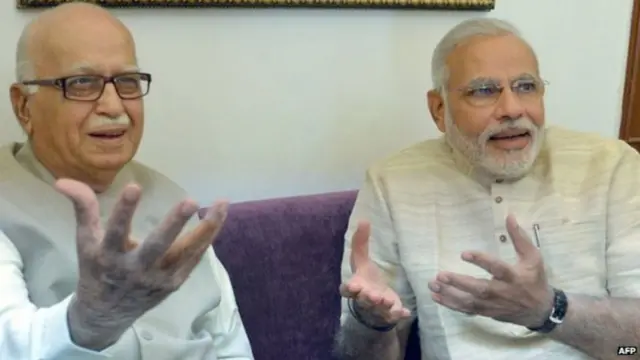 நரேந்திர மோதி மற்றும் அத்வானி