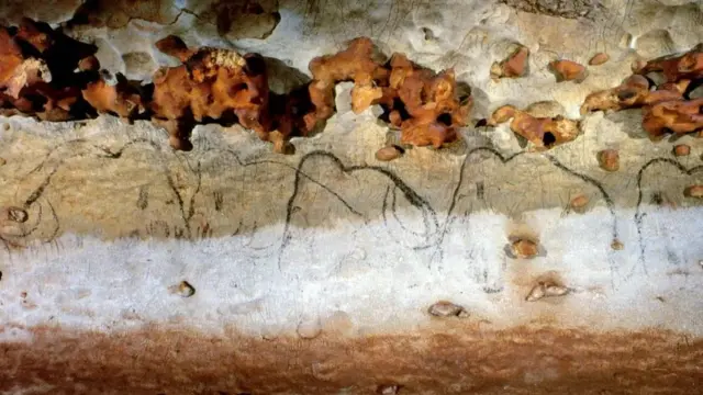 털북숭이 매머드는 과거에 살았던 것을 정확히 복제했다기 보다는, "북극 코끼리"의 복제에 가깝다