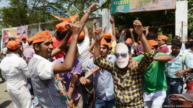 मोदी योगी