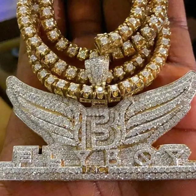 La chaîne en diamant de 39 000$