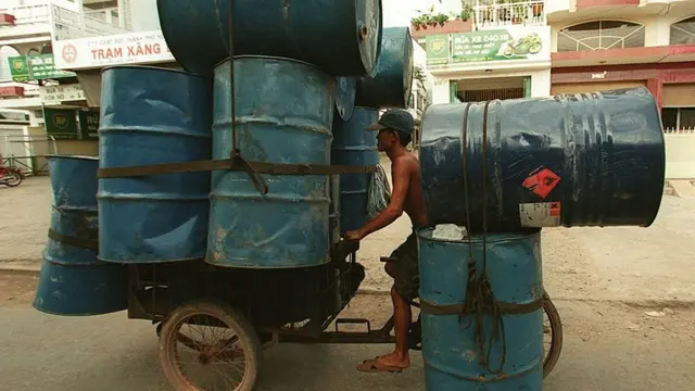 Việt Nam, xăng dầu, xuất khẩu, nhập khẩu