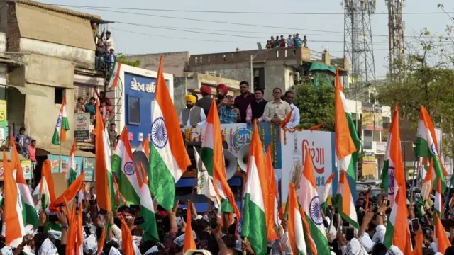 2022માં આમ આદમી પાર્ટી પરંપરાગત બંને હરીફો માટે પડકાર ઊભો કરી રહી છે