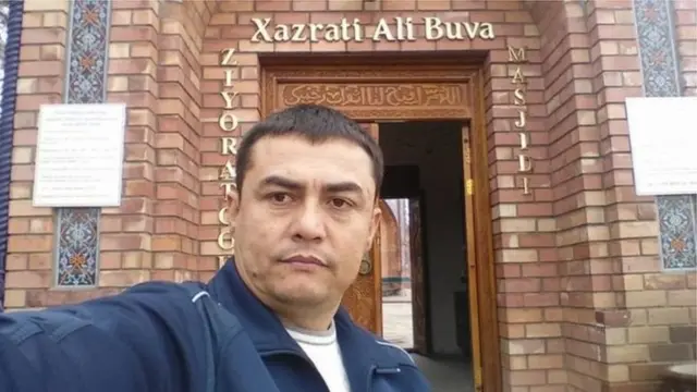 Шавкат Оллоёров Тошкентдаги обрўли ресторанларнинг бирида бош менежер бўлган