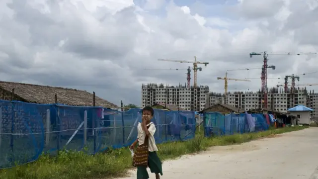 အစိုးရက လျှောက်ထားလာတဲ့မြေတွေကို သတ်မှတ်စည်ပင်စရိတ်နဲ့ အသုံးပြုခွင့်ပေးမှာဖြစ်တယ်