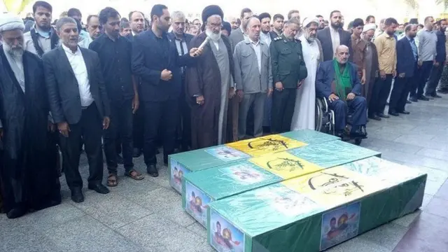 مراسم تشییع کشته شدگان جنگ سوریه